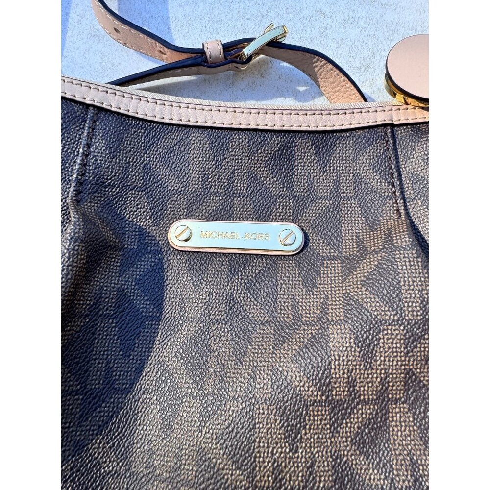 Michael Kors MK Signature Hobo Shoulder Bag Black Tan Trim Chain Strap Zip Top - Picture 2 of 13